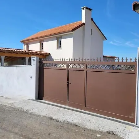 Casa Calvino By Moradas Nieto בית נופש Val do Dubra